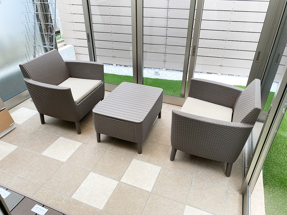 ファミリー庭園兵庫店 展示 タイルデッキ ファミリー庭園兵庫店 展示 タイルデッキ