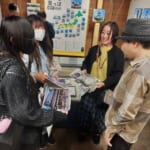 リトさんに原画を紹介