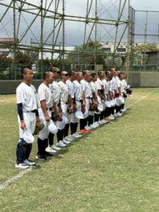 いよいよ明日、夢の甲子園の舞台で初戦を戦います！生憎、吹奏楽部は県大会と日程が被ってしまったため、応援にかけつけることはできません。しかし、OBやOG、有志の方々が吹奏楽部の分も選手にエールを届けてくれる予定です。 やっと掴んだ夢の舞台！まずは初戦突破できるよう、応援団も準備しています。