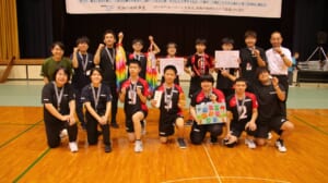 選手スタッフ集合写真