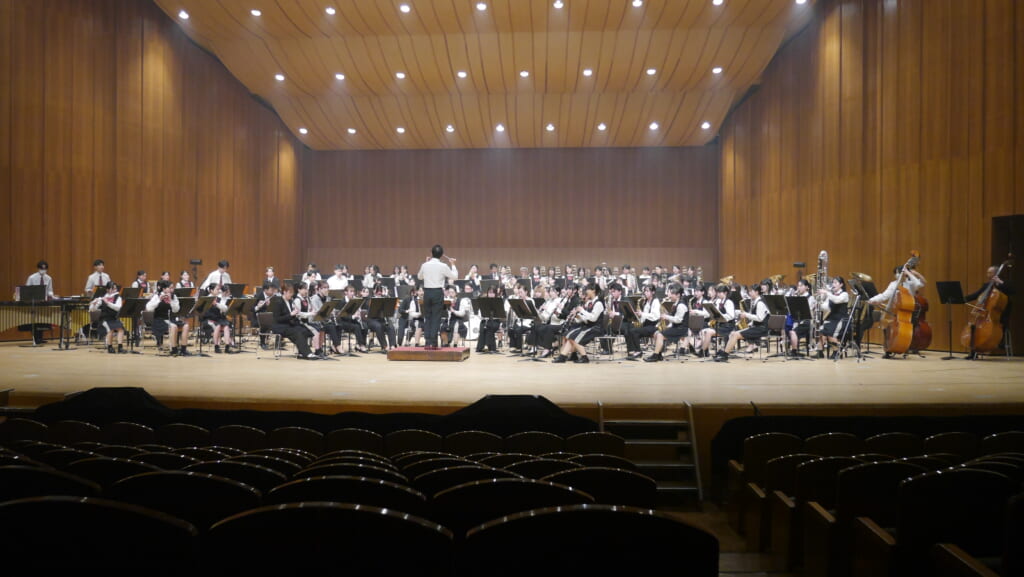 佐賀県　佐賀市　龍谷高校　吹奏楽部　第４０回　記念　定期演奏会　佐賀市文化会館　住谷美帆　先生　マーチング