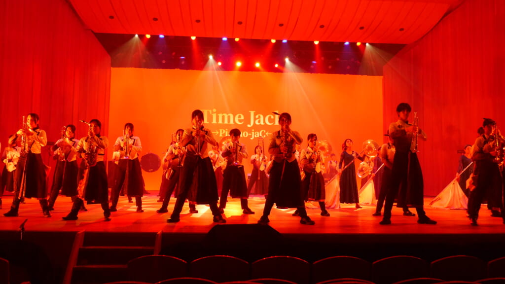 佐賀県　佐賀市　龍谷高校　吹奏楽部　第４０回　記念　定期演奏会　佐賀市文化会館　住谷美帆　先生　マーチング