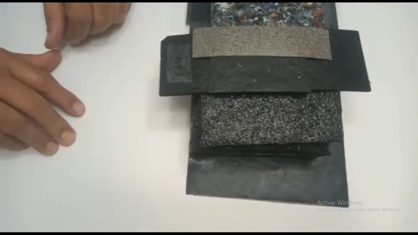 Transformación de residuos de llantas en placas o rollos desde 1 mm.