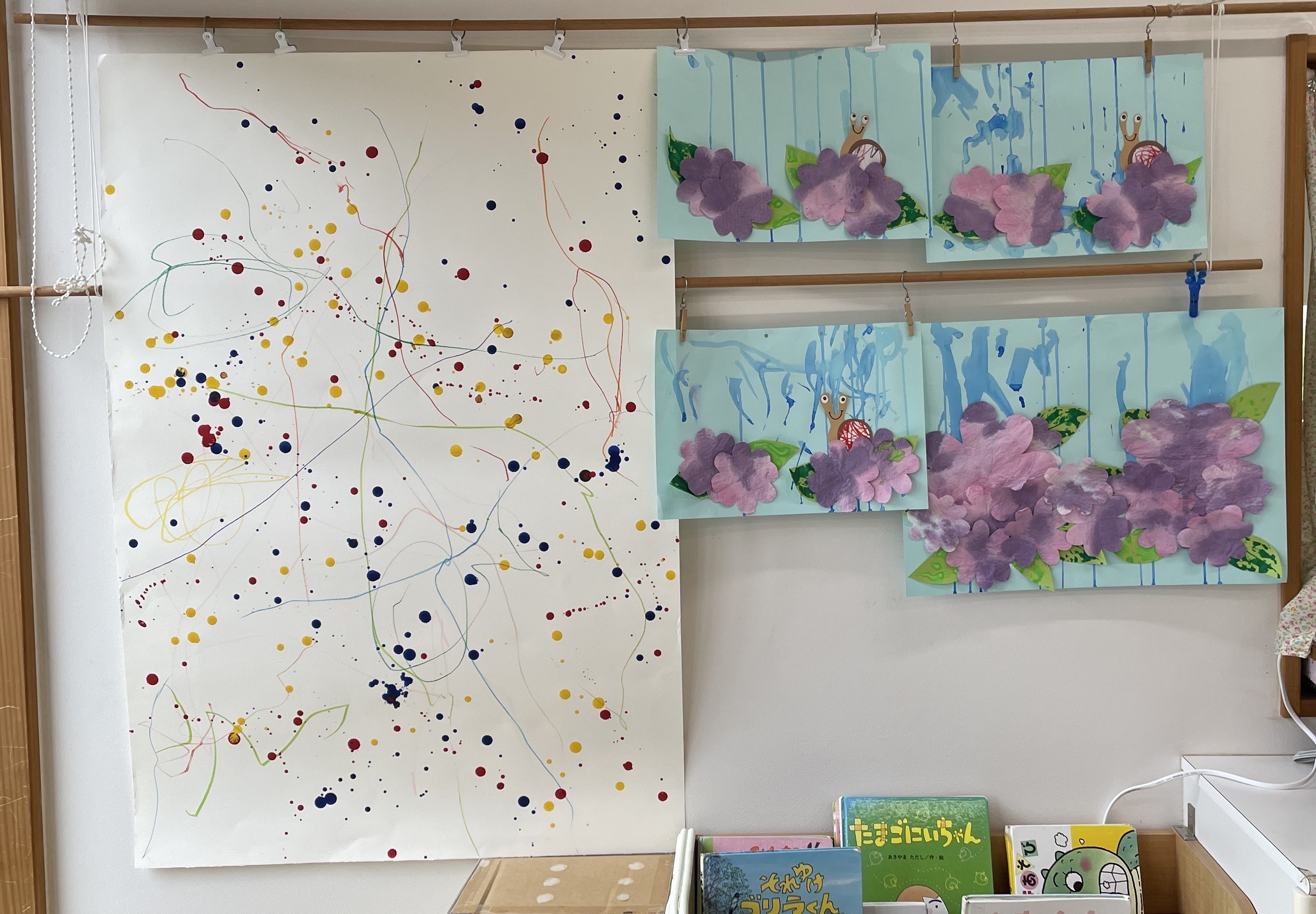 ひなたぼっこ園での作品展示の様子の写真