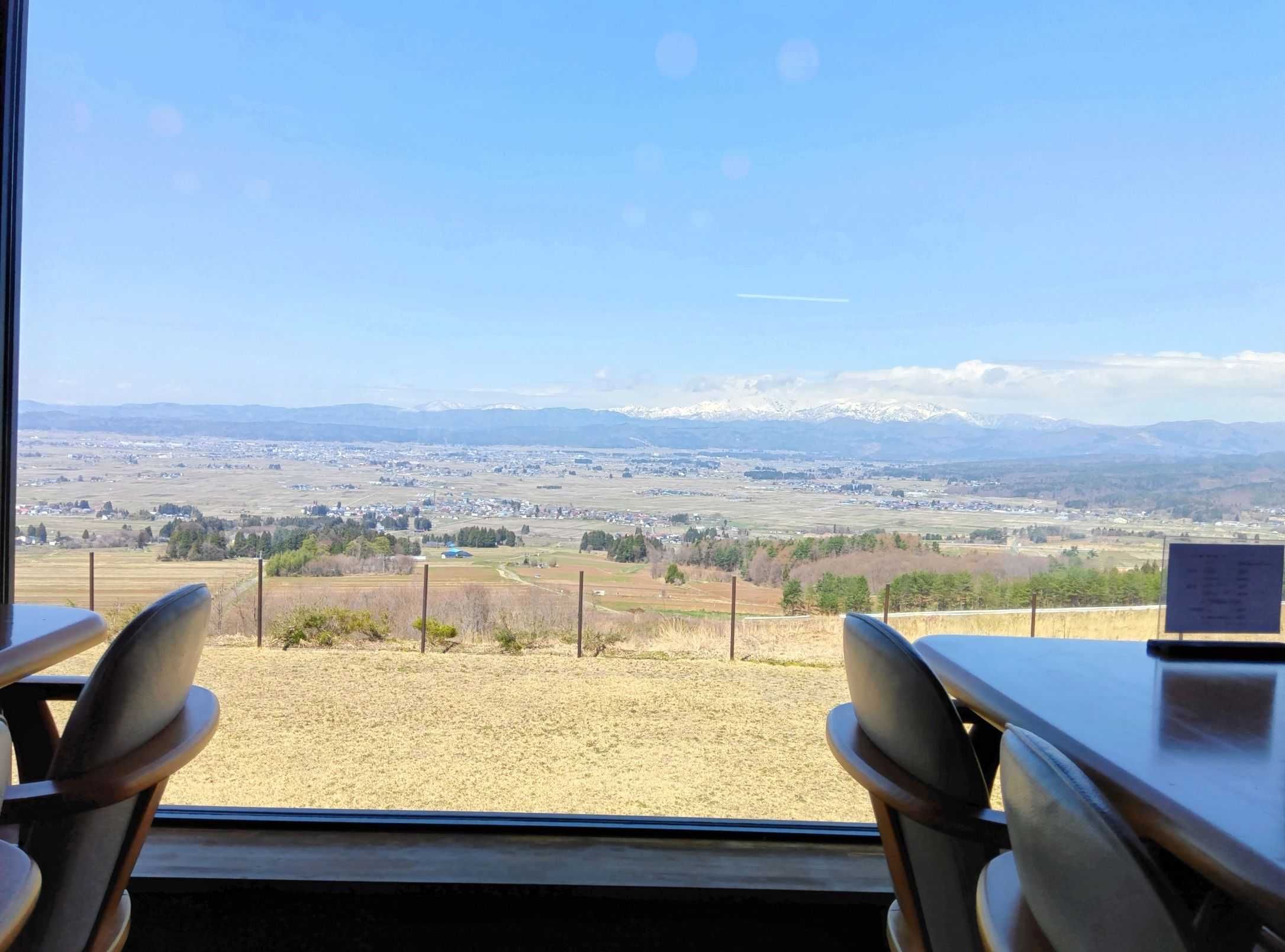 「恋人岬」魅力ある地に　喜多方　隣接地にそば店開店