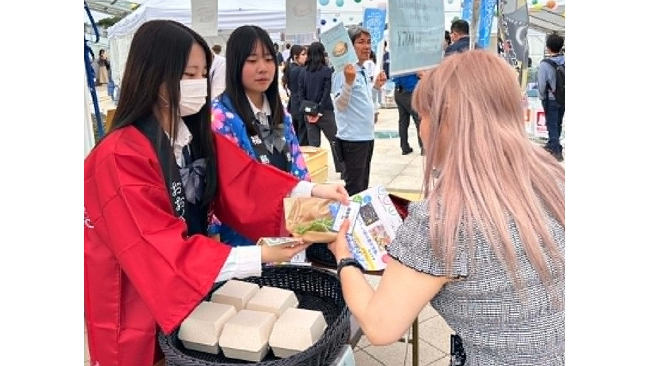 ふたば未来学園高生　双葉の食　豊かさ発信　「ふくしま魅力全開フェス」で商品販売