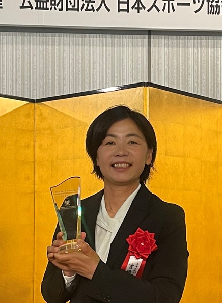 東邦銀陸上部　吉田監督にミズノスポーツメントール賞