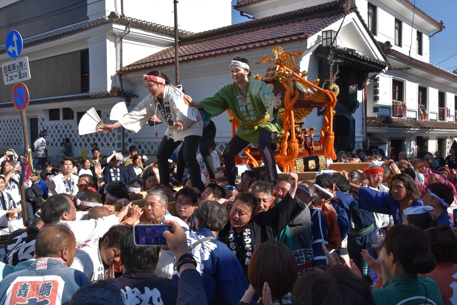 鯖湖神社祭礼で「復興御輿」　飯坂温泉