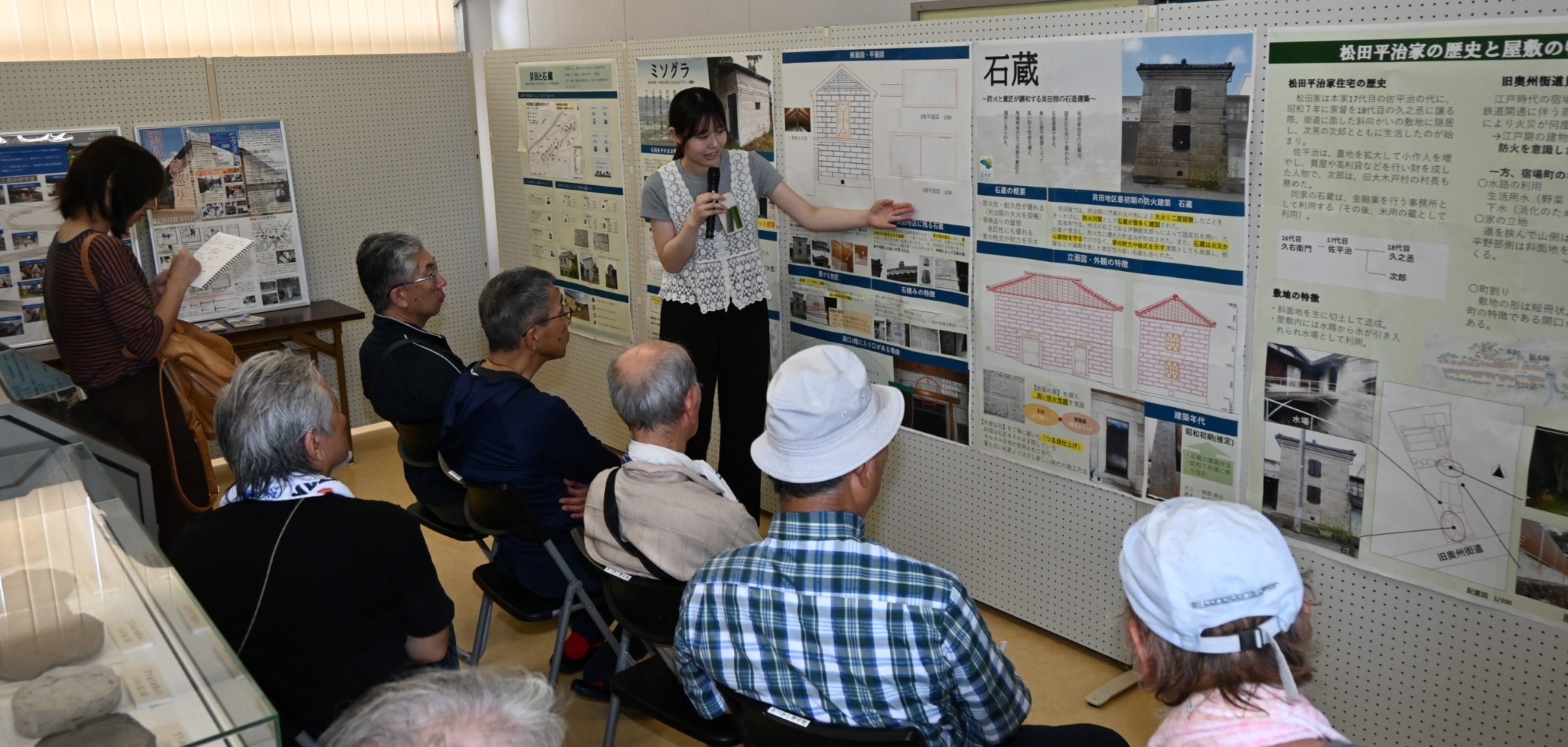国見の「お宝」知ってる？　あつかし歴史館で建造物展　郡山女子大生　パネルで魅力発信