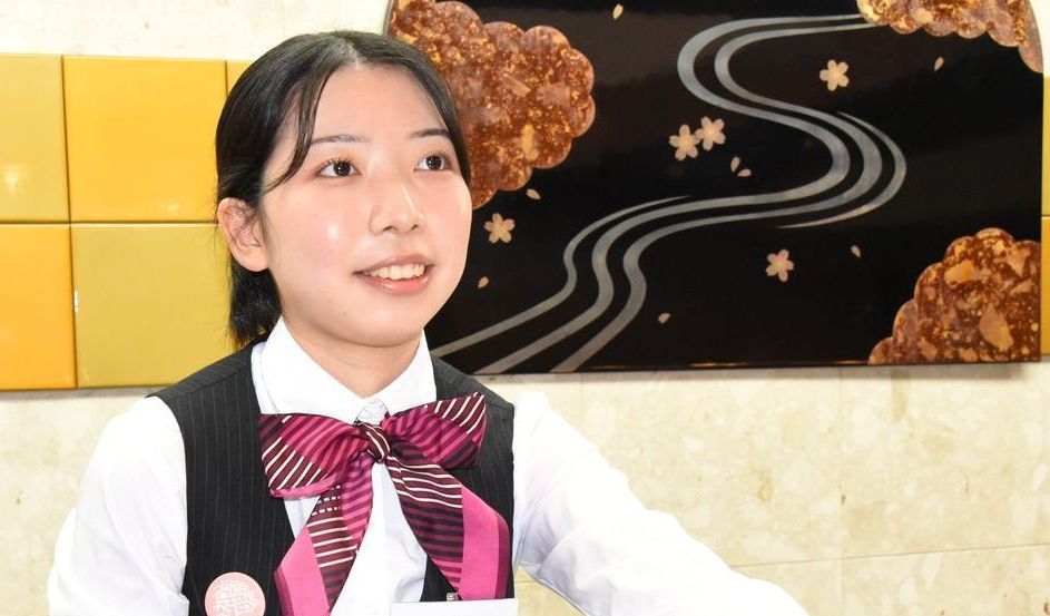 福島で開こう未来のドアを　旅館フロント・遠藤七帆さん（県立テクノアカデミー会津卒）