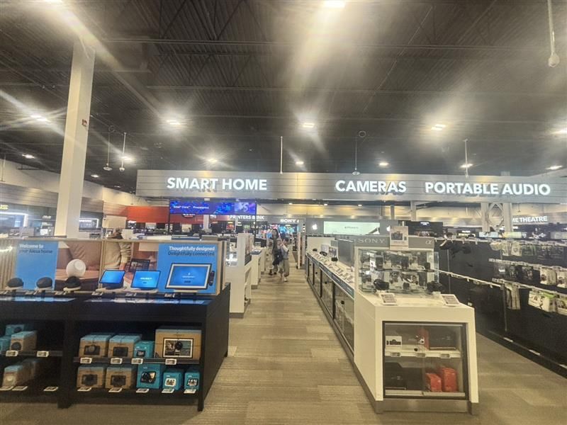 大学生のカナダ日記（２７）　家電店