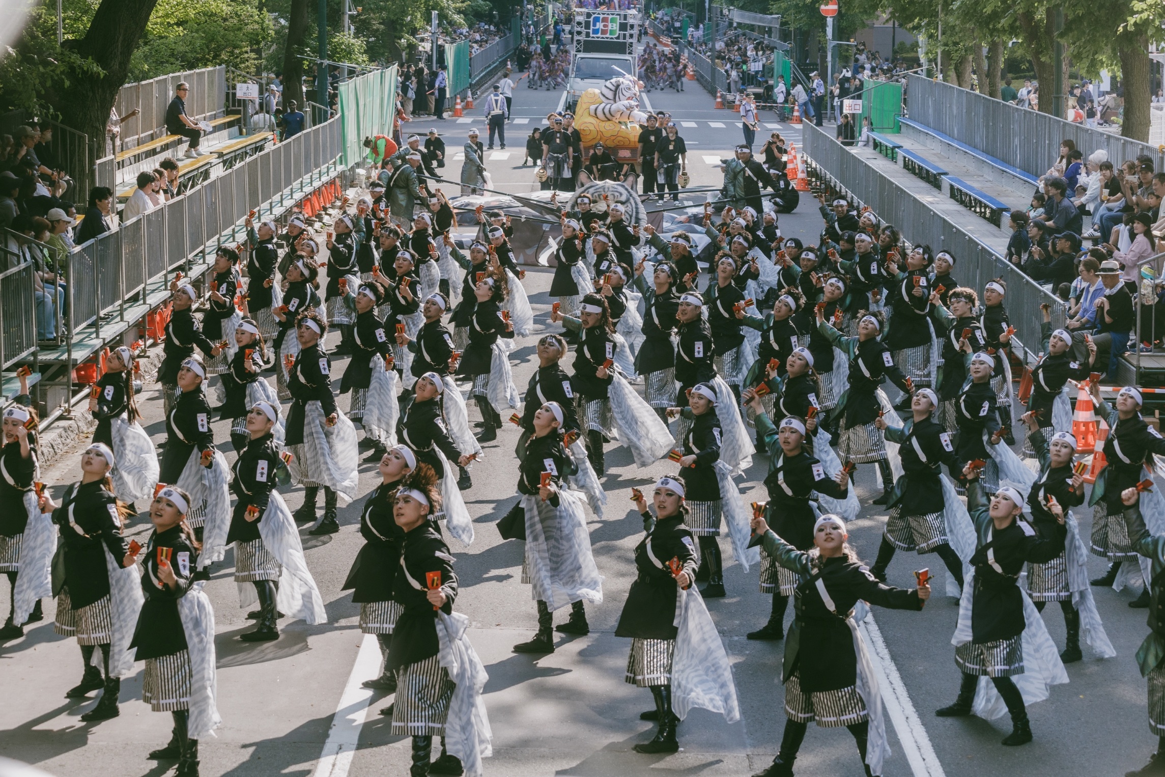 札幌の「ＹＯＳＡＫＯＩソーラン祭り」　「會舞道　郷人」優秀賞