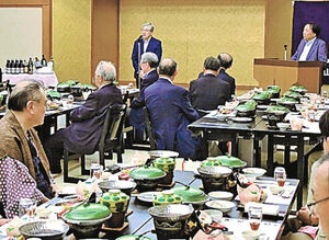 中央大学「白門会」６支部が懇談会　石川町の母畑温泉