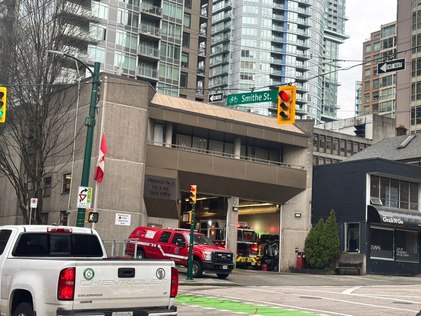 大学生のカナダ日記（３６）　消防車
