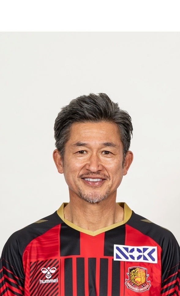 三浦カズ　最年長出場記録を更新