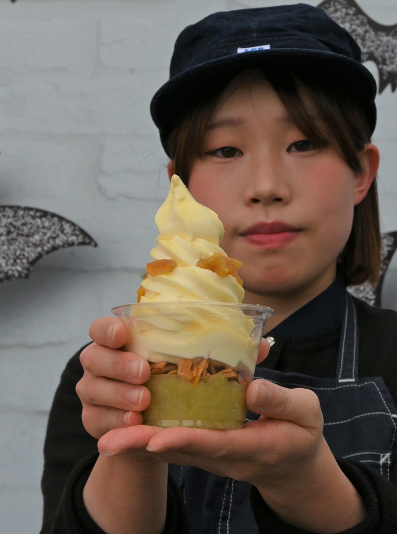 あぶくま洞でソフト販売