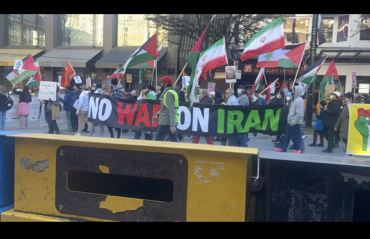 大学生のカナダ日記（４９）　デモ