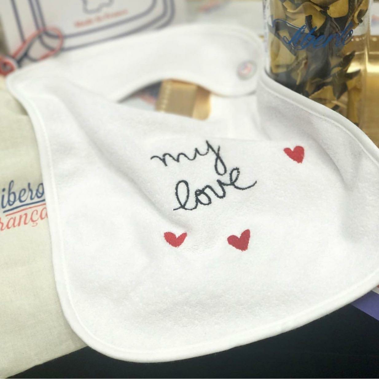スタイ（刺繍入り） MY LOVE：フランス製 | Le Biberon Francais