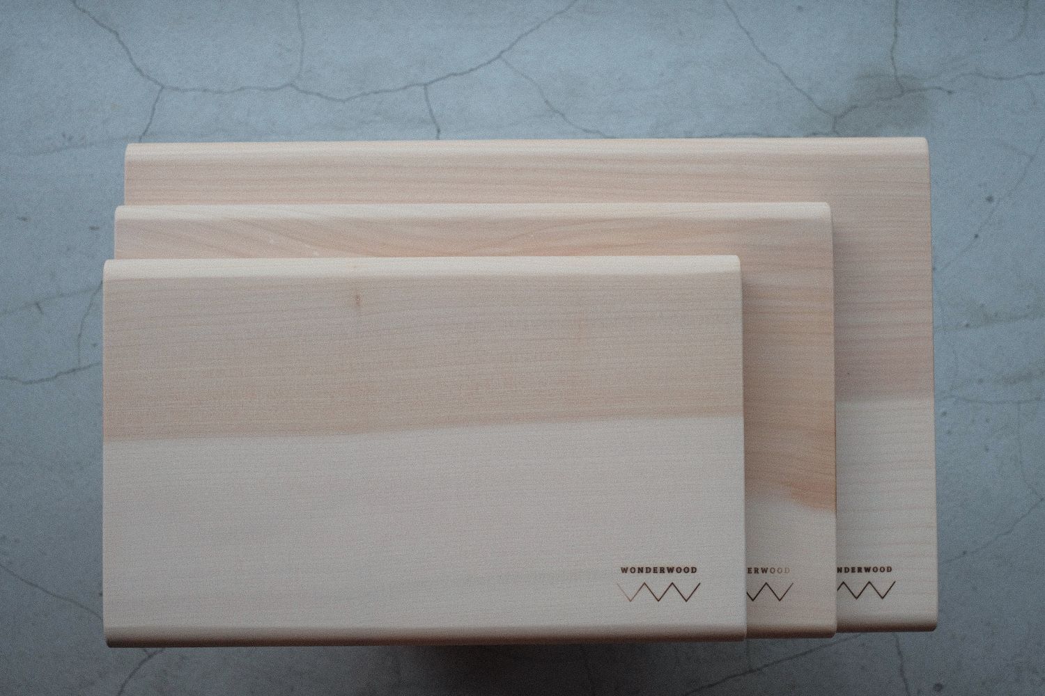 wonderwood 木のまな板 Ｌサイズ MANAITA 贈るまな板 Lサイズ / WONDERWOOD | 食器と料理道具の