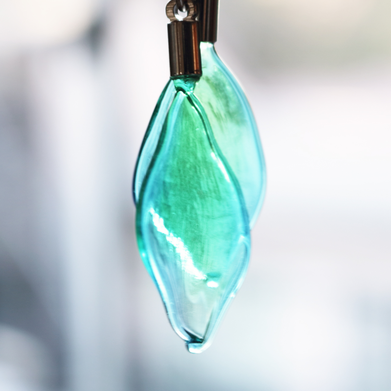 玻璃の花びら ピアス Hamagon ハマゴン のプレゼント ギフト通販 Tanp タンプ