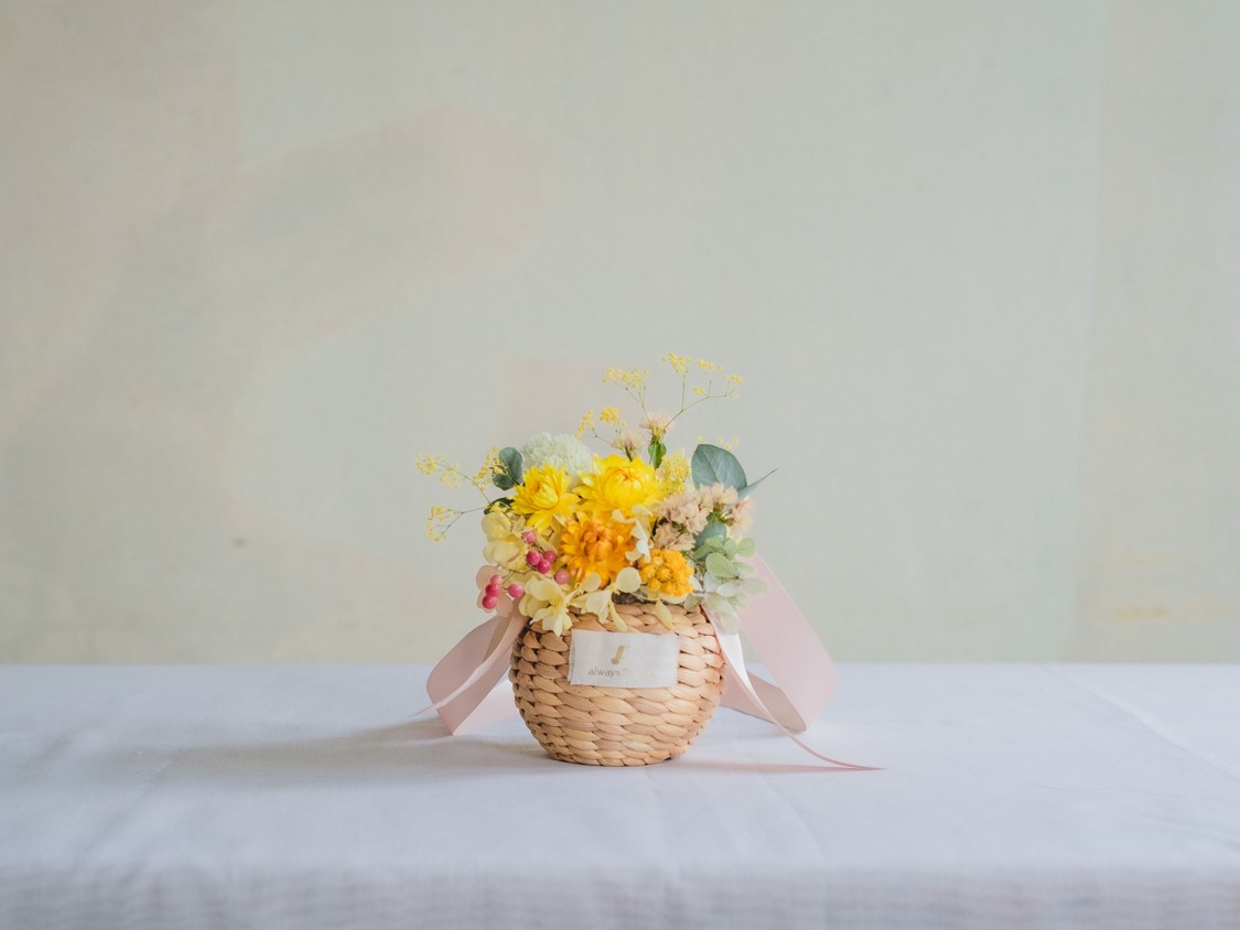 Flower Bag No 2 カゴバッグ ドライフラワー サンイエロー Always Flowers オールウェイズフラワーズ のプレゼント ギフト通販 Tanp タンプ