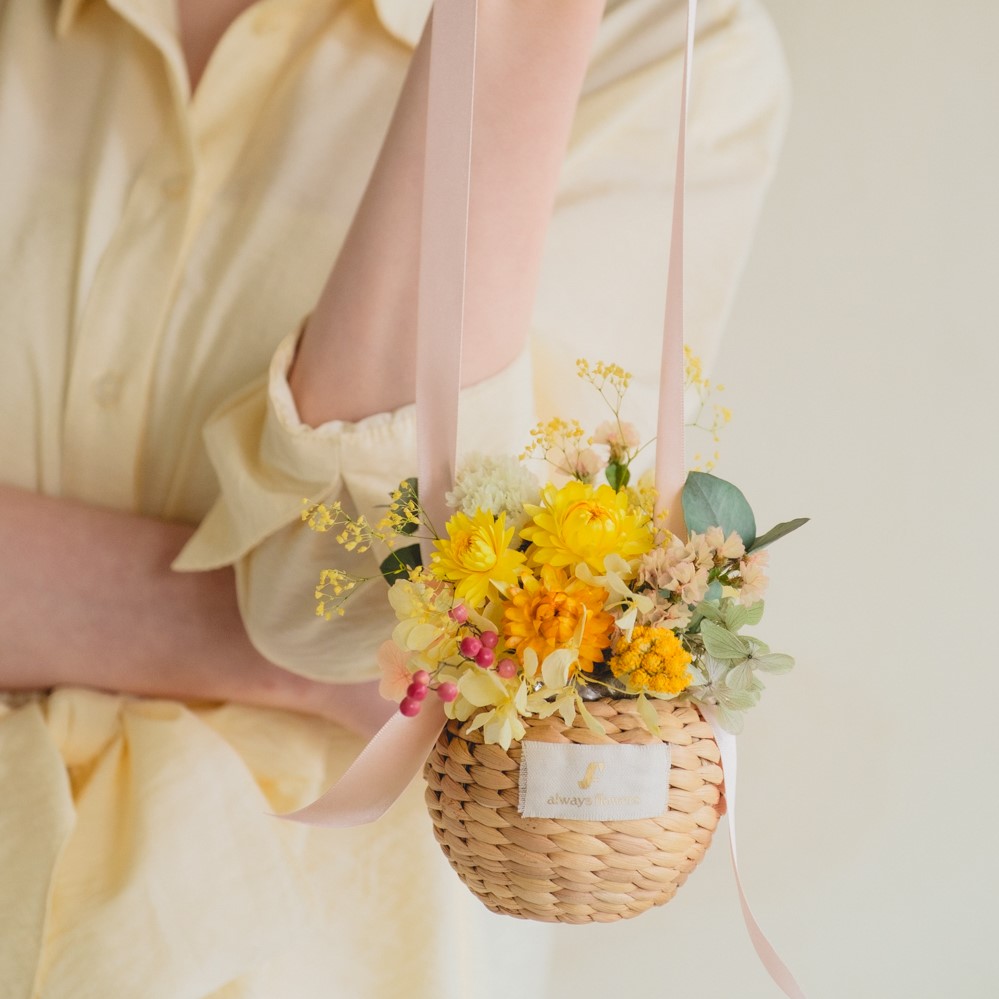 LOUISON ルイゾン フラワー かごバッグ フランス 新品　花 LOUISON ルイゾン フラワー かごバッグ フランス 新品 花 - メルカリ