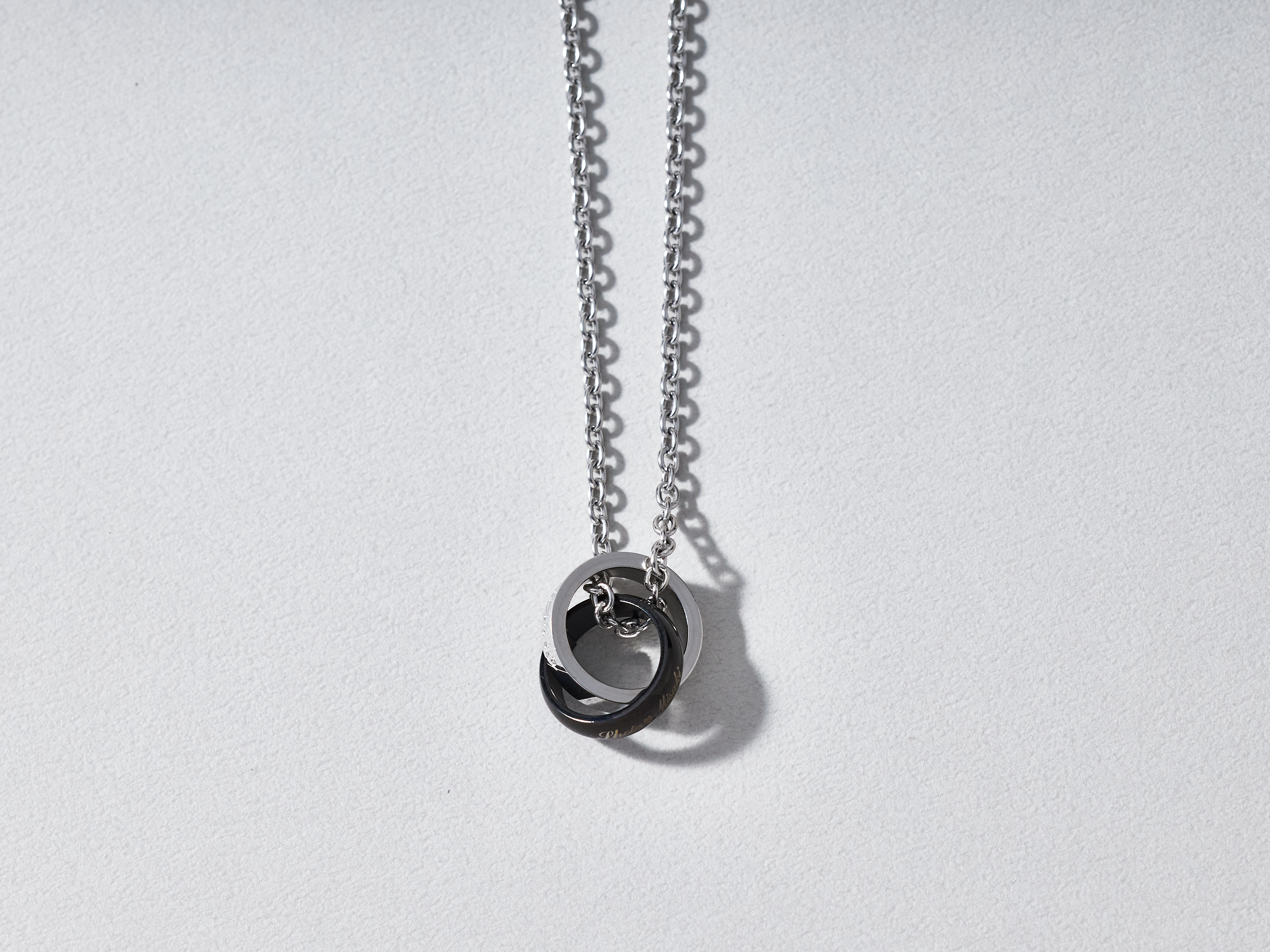 名入れギフト】ペアリングネックレス＜LoveRing＞ | 株式会社MIYABIの