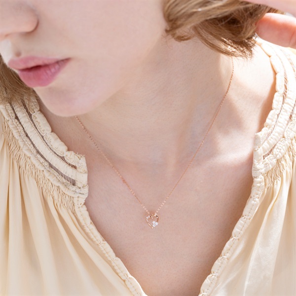 名入れ】フラワーハートネックレス&オルゴールケースセット | Canal4