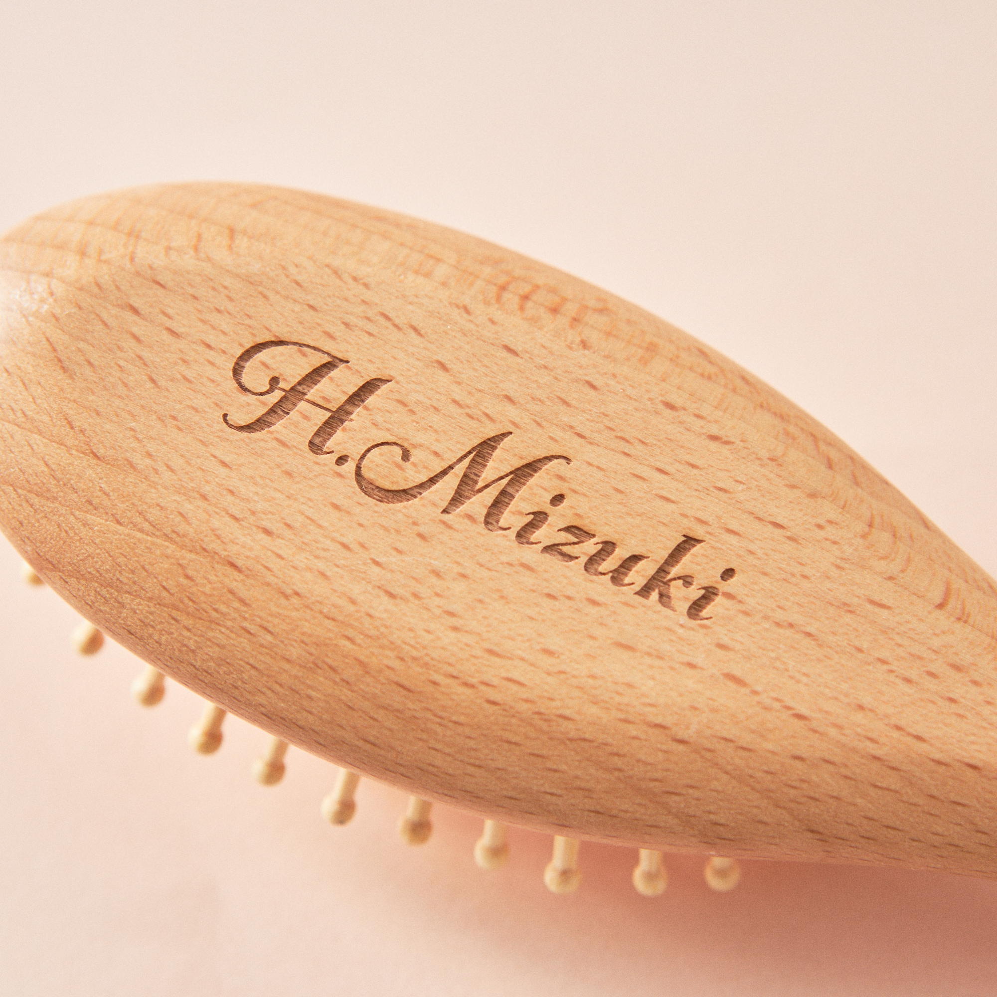 名入れ・リボンBOX付】木製ブラシ＆アロマバスオイルギフト | TANP