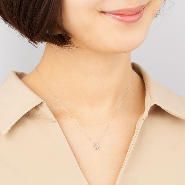 K10ホワイトゴールド 馬蹄ネックレス | Canal4℃（カナルヨンドシー）の