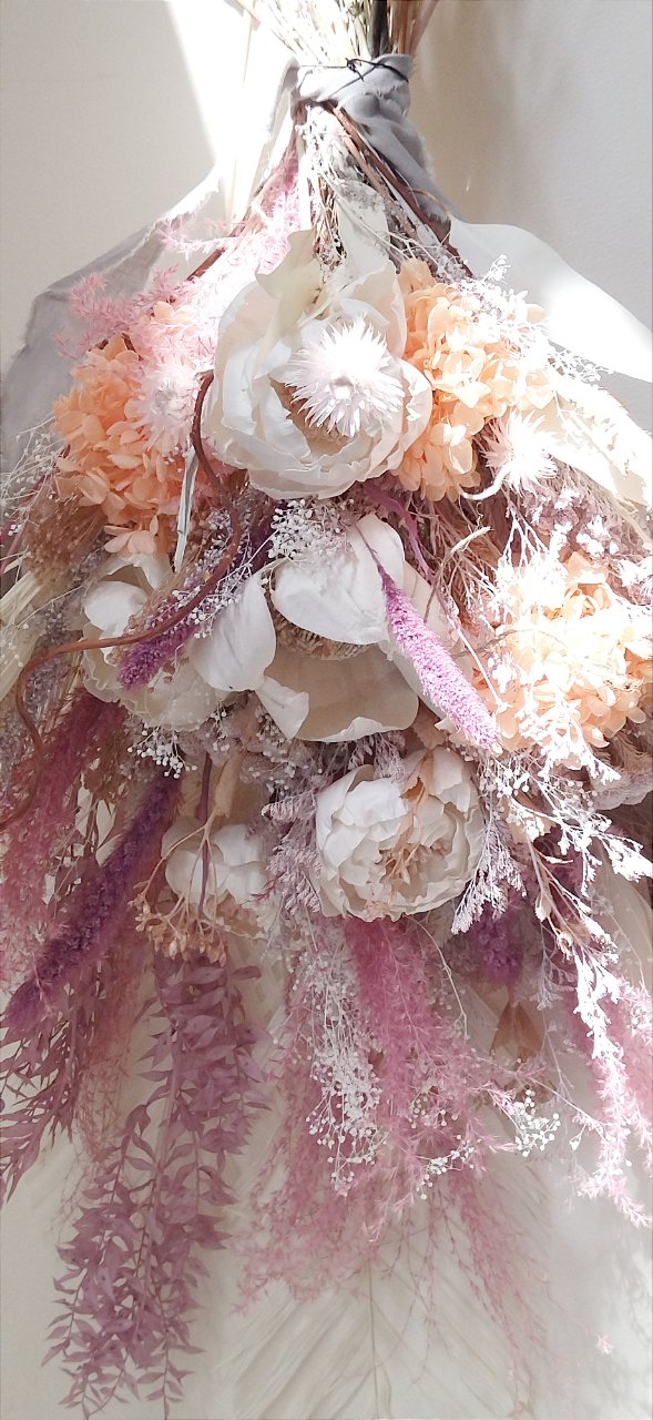 ドライフラワーとプリザーブドフラワーの花束 | おうちのおはなの