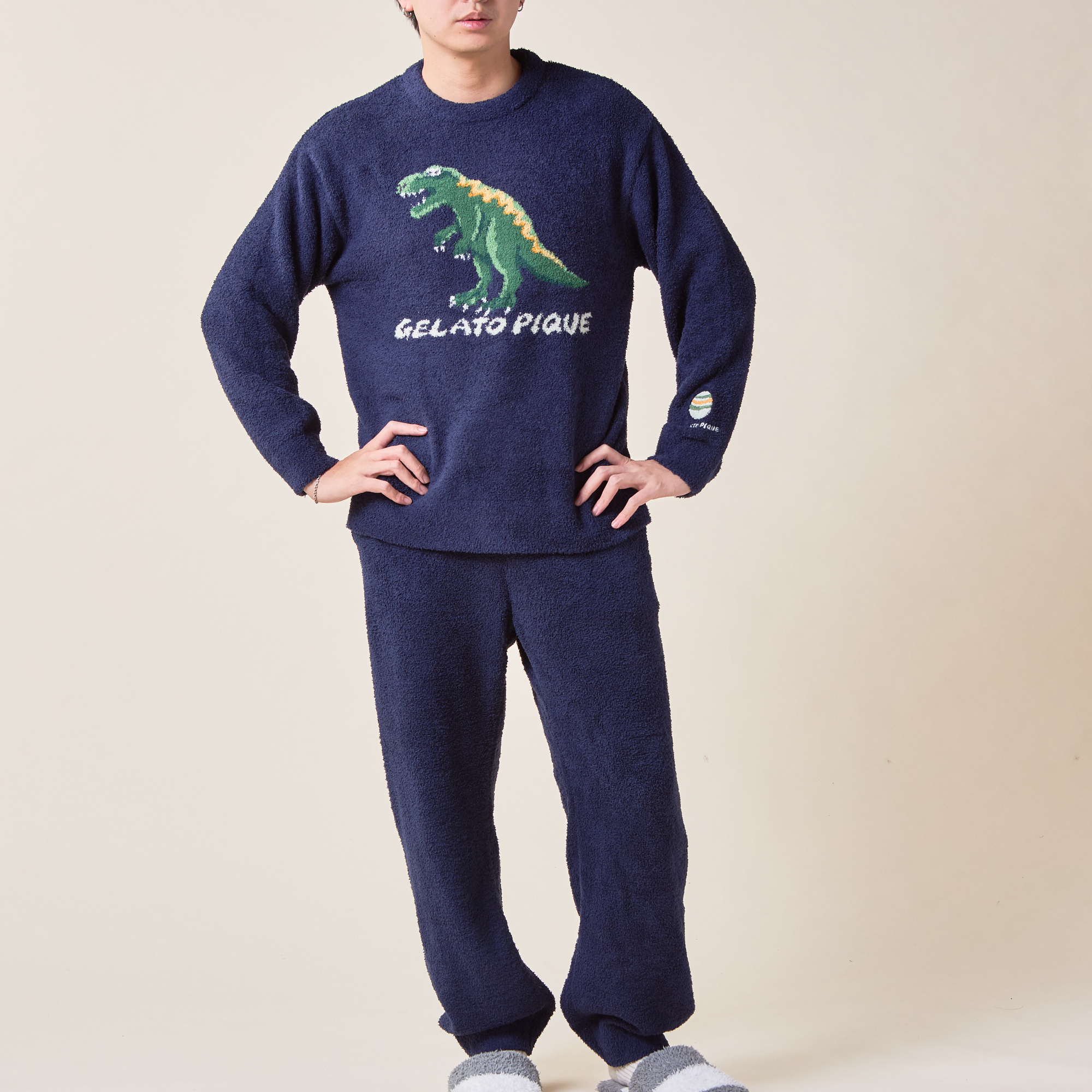 HOMME】パウダーダイナソーJQDプルオーバー＆ロングパンツ | gelato