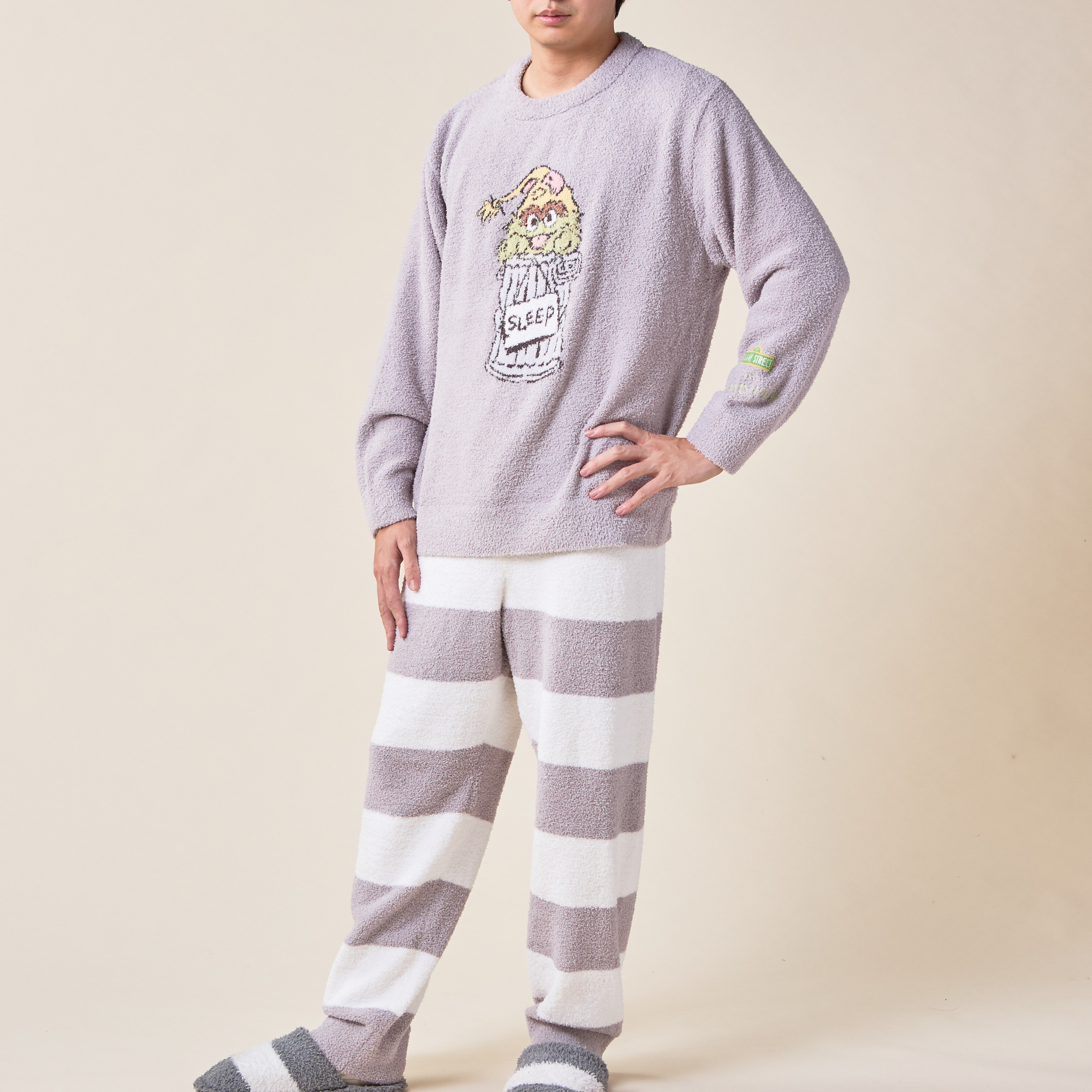 HOMME】【SESAME STREET】モチーフJQDプルオーバー&ロングパンツ