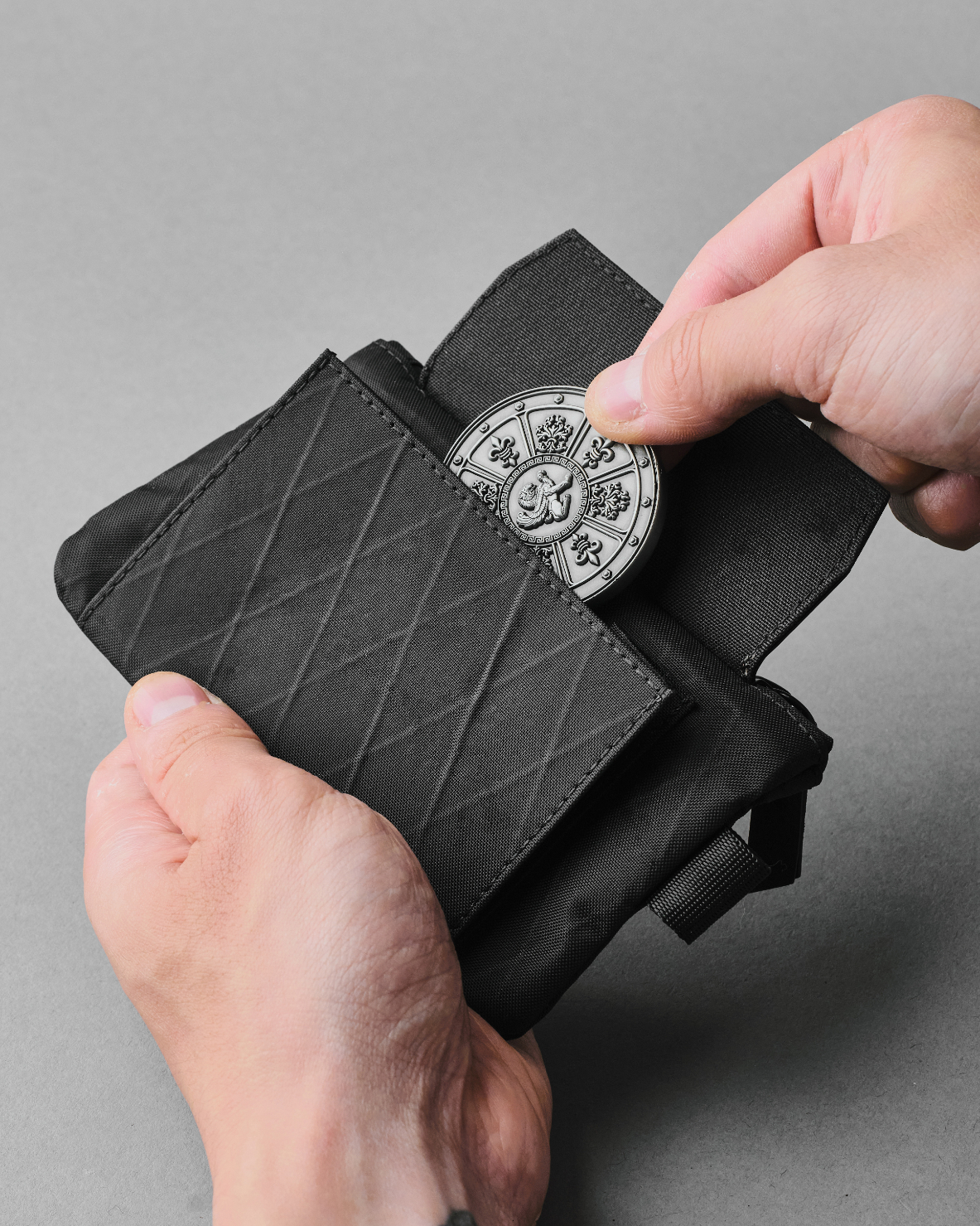 ZIP POUCH COIN コインポーチ | ALPAKA（アルパカ）のプレゼント・ギフト通販 | TANP（タンプ）