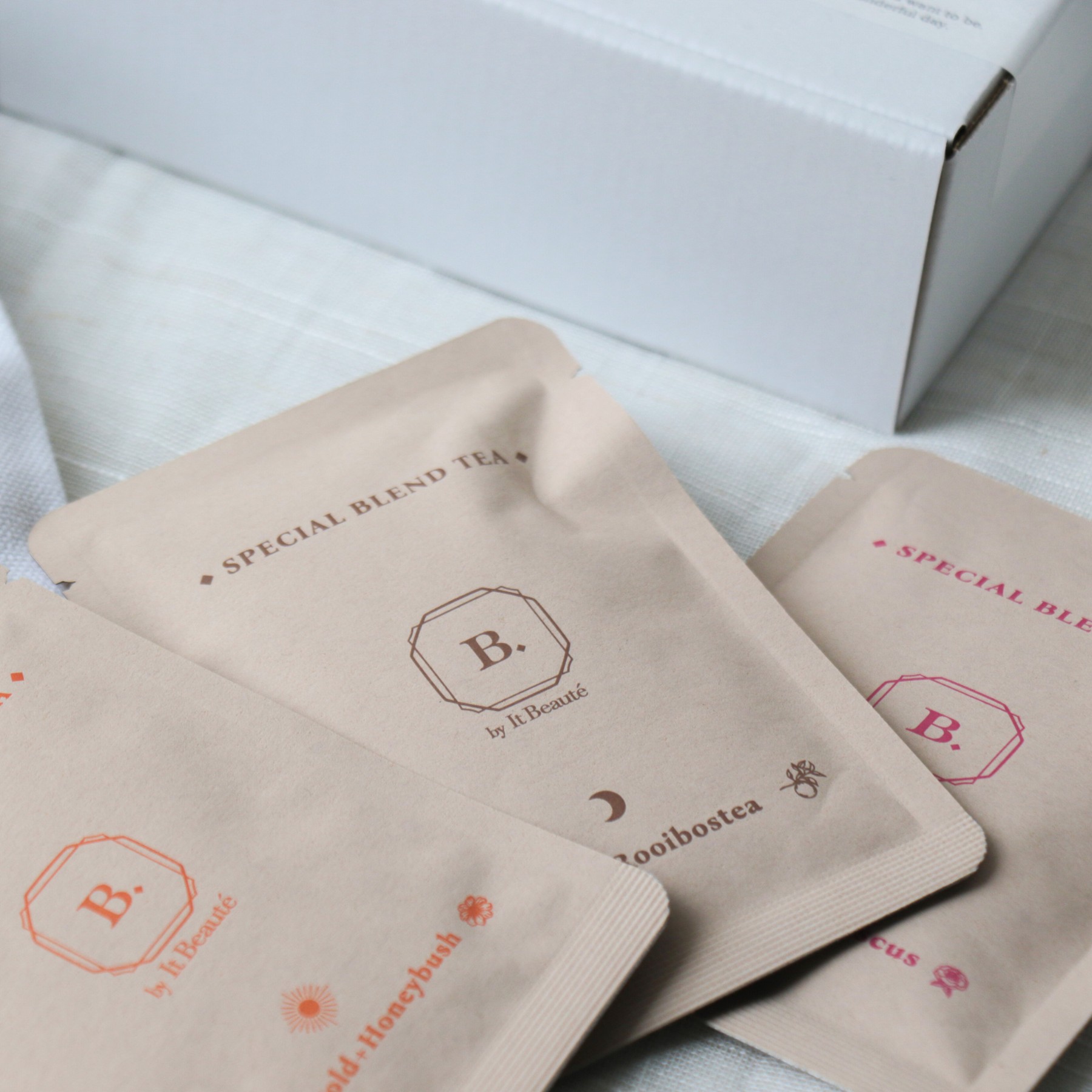 母の日限定 ティーギフトボックス ハーブティー3種×2包とオリジナル