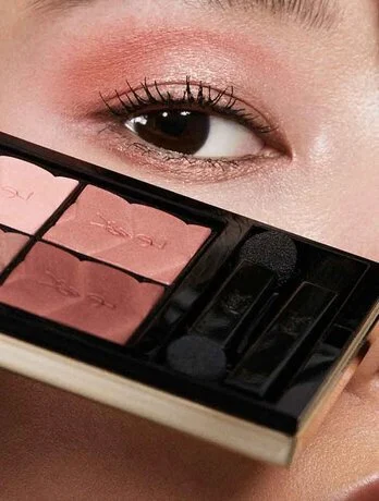 クチュール ミニ クラッチ #600 スポンティーニリリー 4g | YVES SAINT