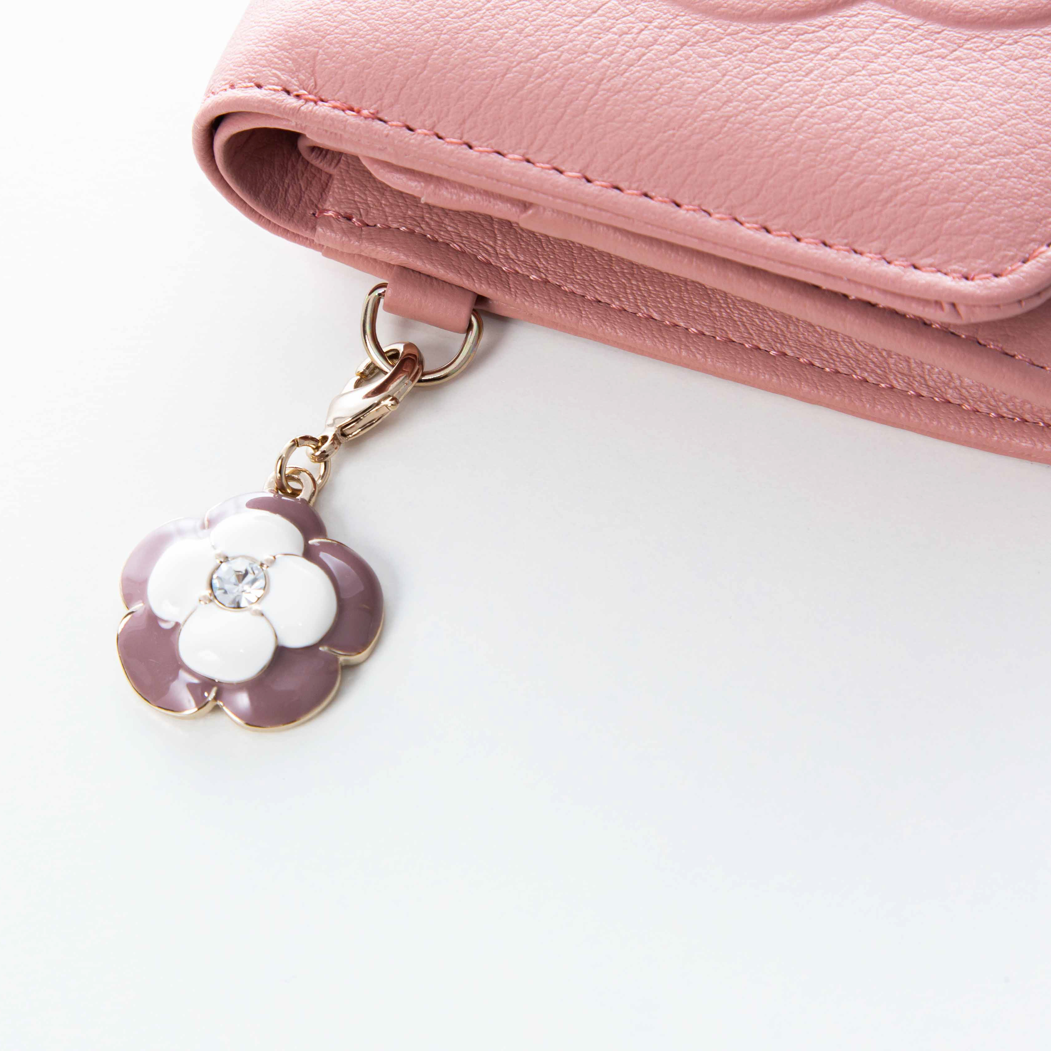 ワッフル BOX折り財布 | CLATHAS（クレイサス）のプレゼント・ギフト