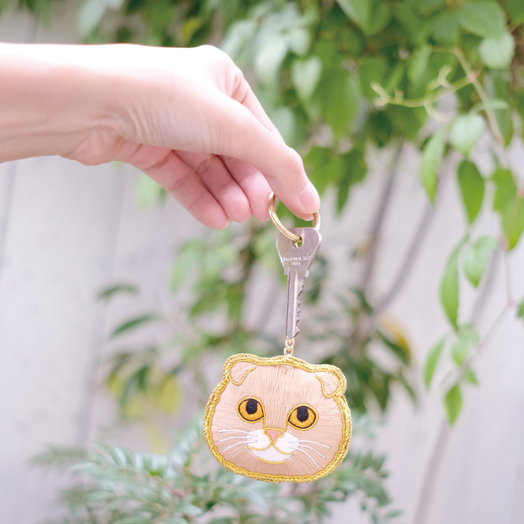 ニャトリエ 刺繍キーホルダー | KISHIMA（キシマ）のプレゼント 
