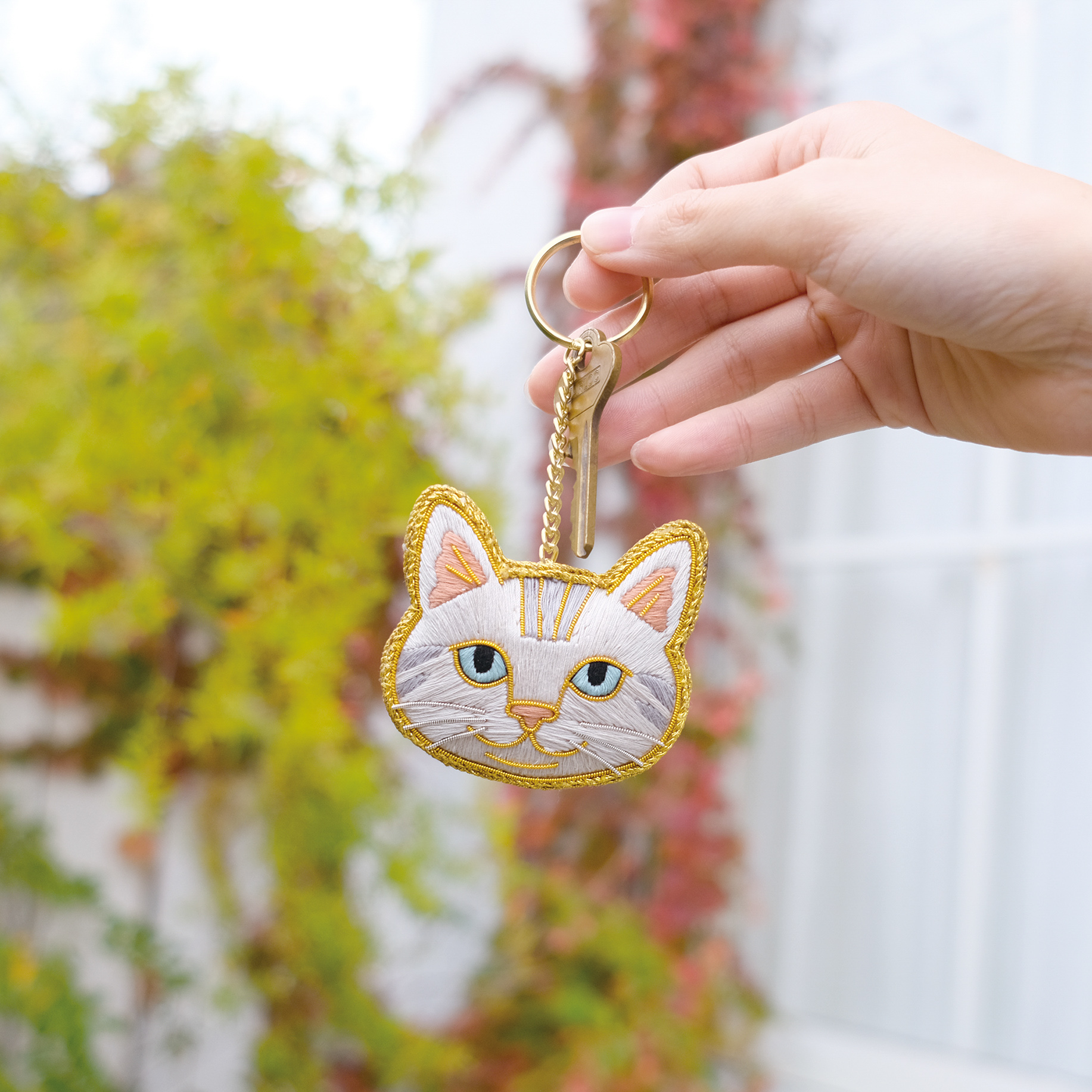 ニャトリエ 刺繍キーホルダー | KISHIMA（キシマ）のプレゼント