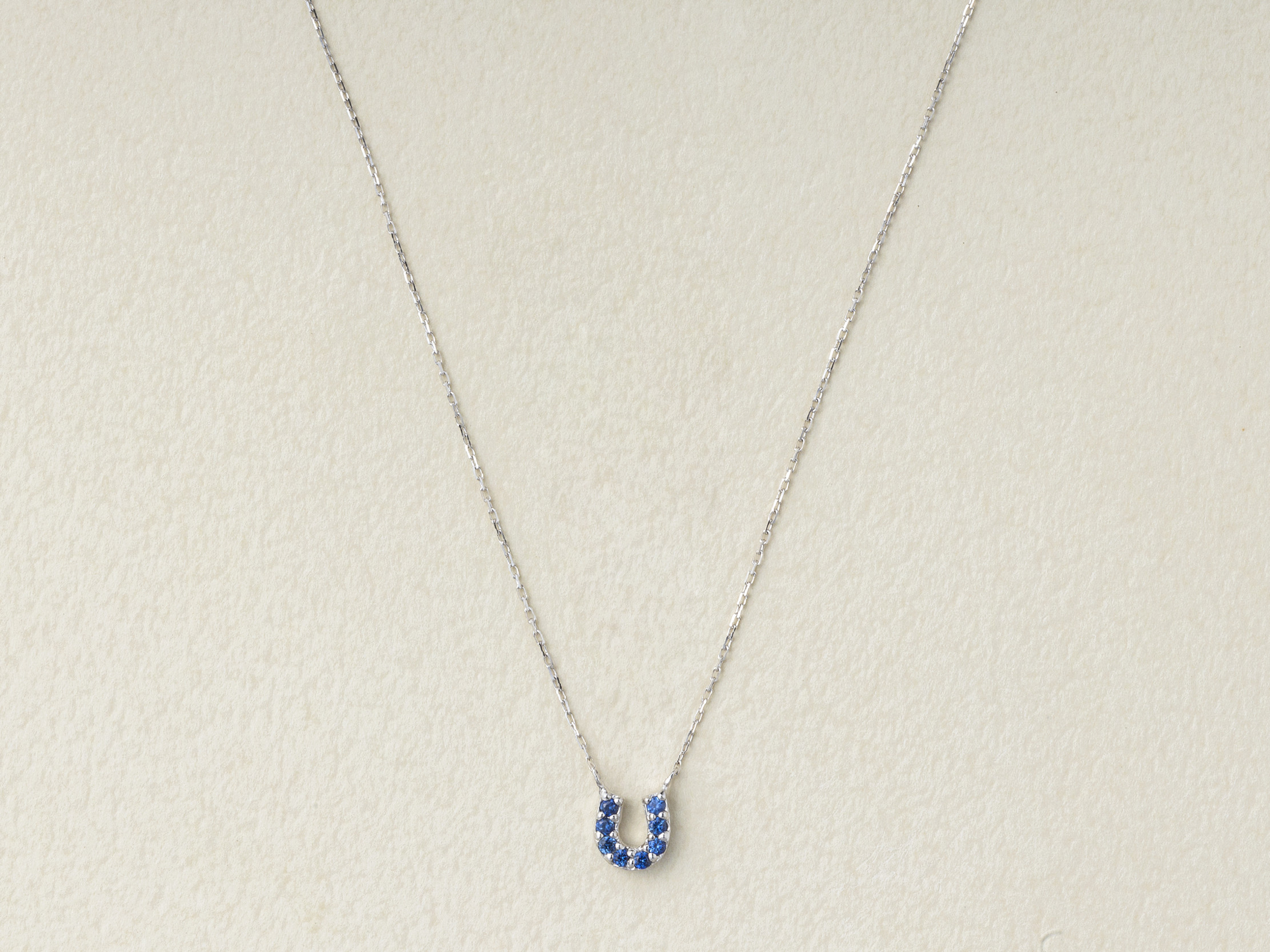 フェスタリアfestaria 馬蹄　K10ネックレス K10WG ダイヤモンド ネックレス|festaria Online Shop(フェスタ