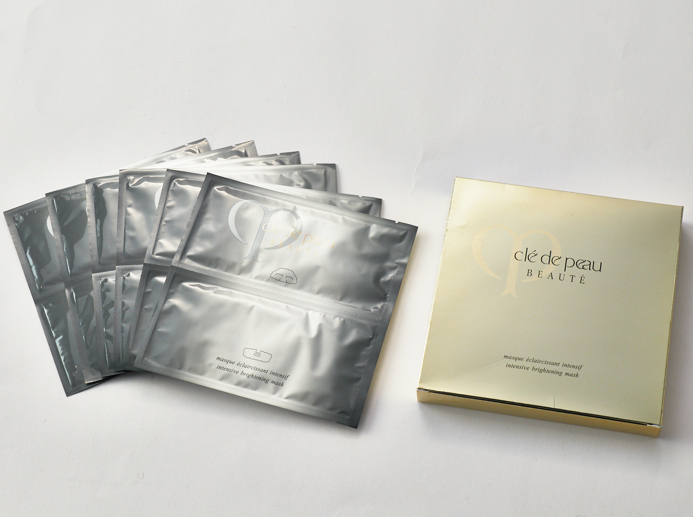 マスクエクレルシサン | クレ・ド・ポー ボーテのプレゼント