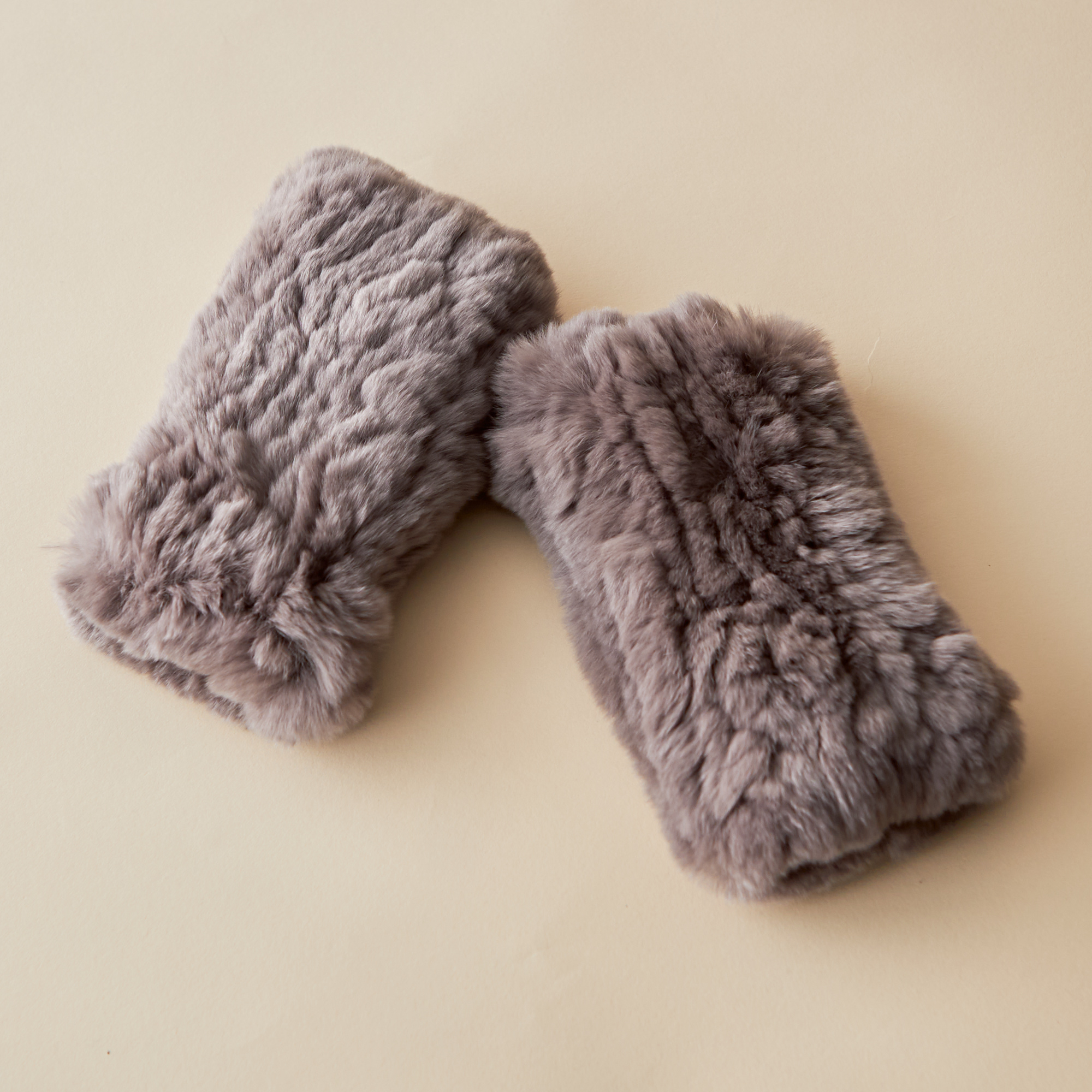 ヌフ ソン ヌフ★ふわふわファー フォックス×レッキスヤーン ケープ ポンチョ ヌフ ソン ヌフ☆ふわふわファー フォックス×レッキスヤーン ケープ