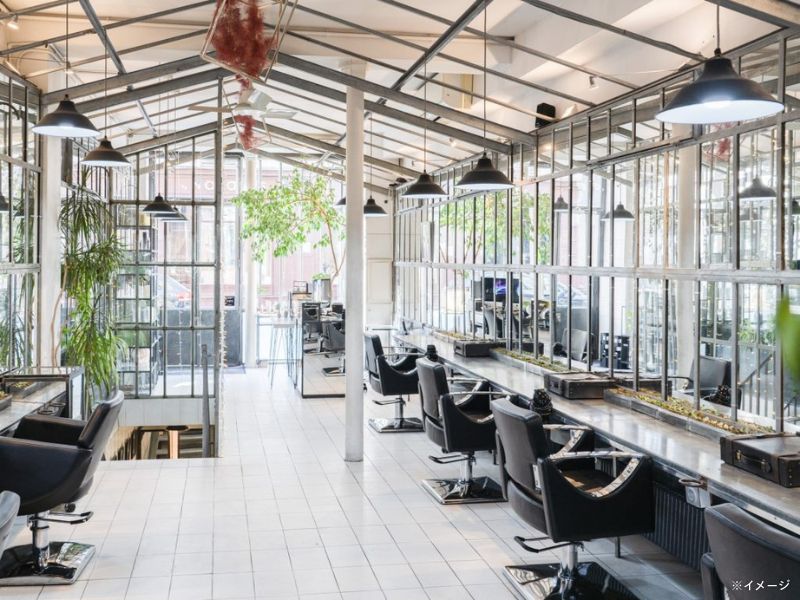 【トータルな美を意識した空間】と【パリで培われたカッティング技術を大切にするサロン】であるために。