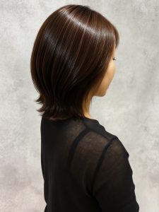 ブラウン×ハイライトのヘアカタログ・ヘアスタイル・髪型のイメージ・テイスト画像