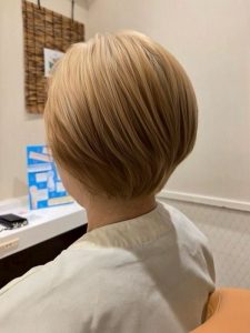 ブラウン・ベージュのカラーのヘアカタログ・ヘアスタイル・髪型のイメージ・テイスト画像