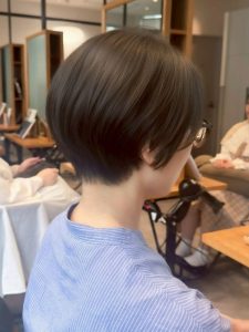 ショートのスタイルのヘアカタログ・ヘアスタイル・髪型のイメージ・テイスト画像