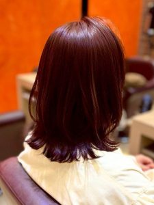 ミディアムのスタイルのヘアカタログ・ヘアスタイル・髪型のイメージ・テイスト画像