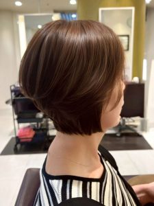 大人上品な丸みショートボブのイメージ・テイスト画像