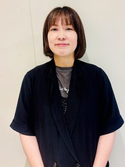 トップスタイリスト 左鴻 晴奈のイメージ画像