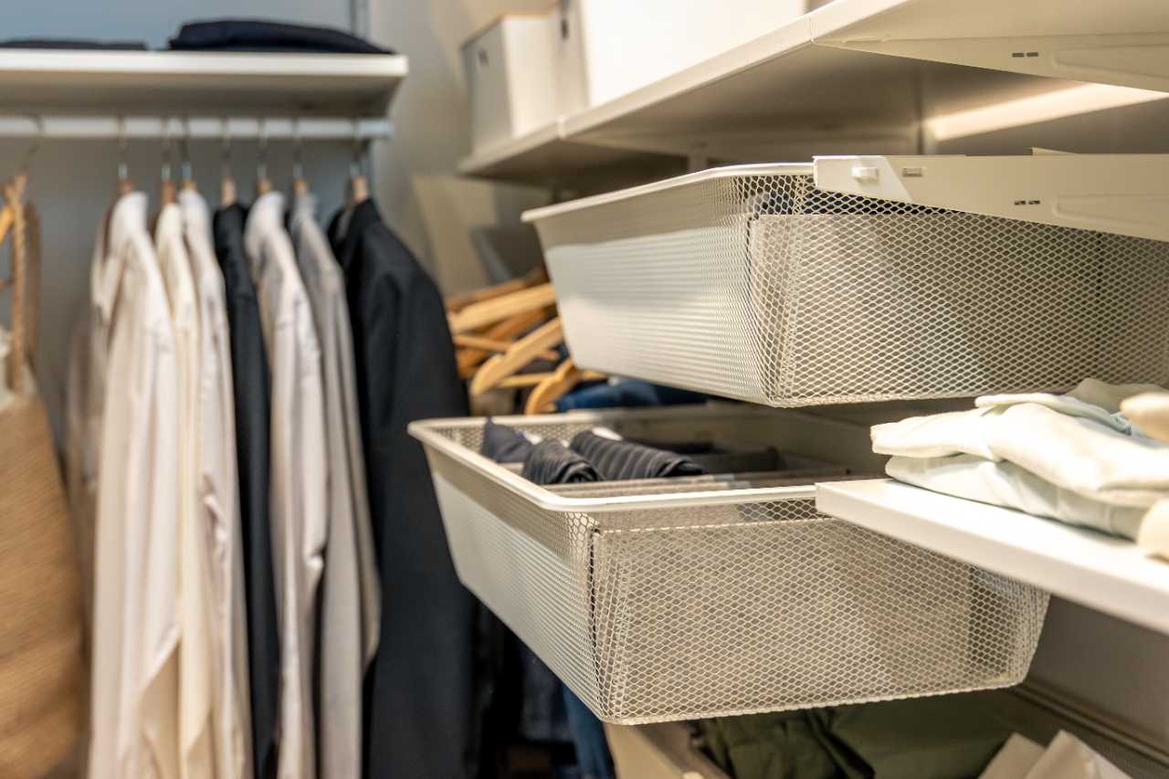 ファミリークローゼットで後悔する理由とは？失敗例・メリット・対策と間取りのポイントを解説